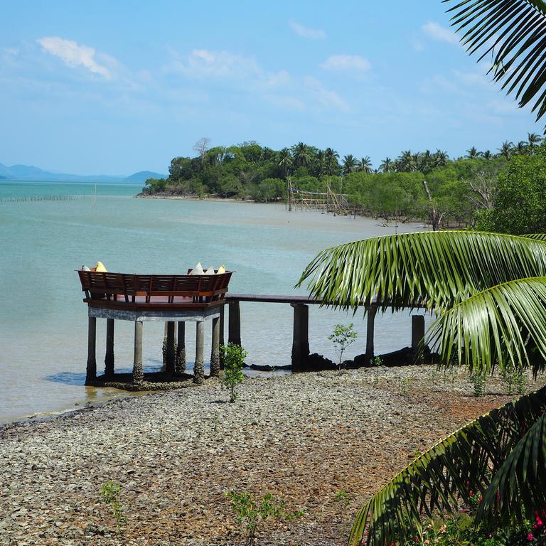 The Blue Sky Resort @ Ranong Exterior foto