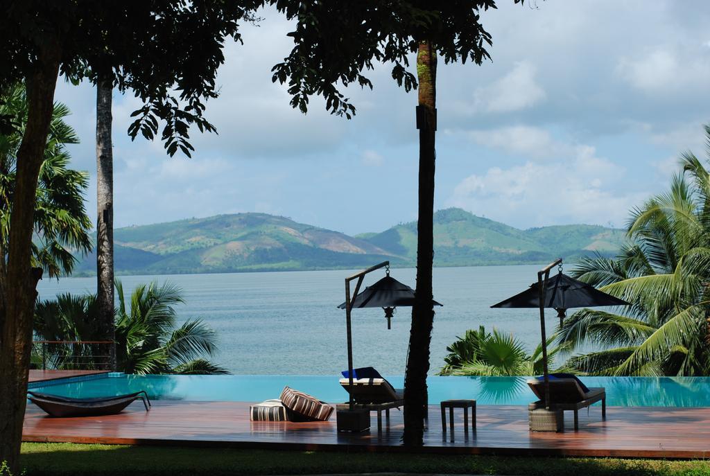 The Blue Sky Resort @ Ranong Exterior foto