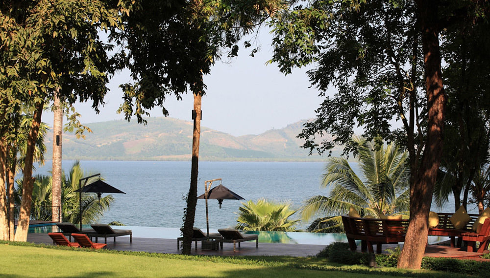 The Blue Sky Resort @ Ranong Exterior foto